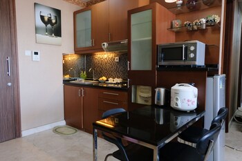 spacious and modern 2br at apartment dago butik
