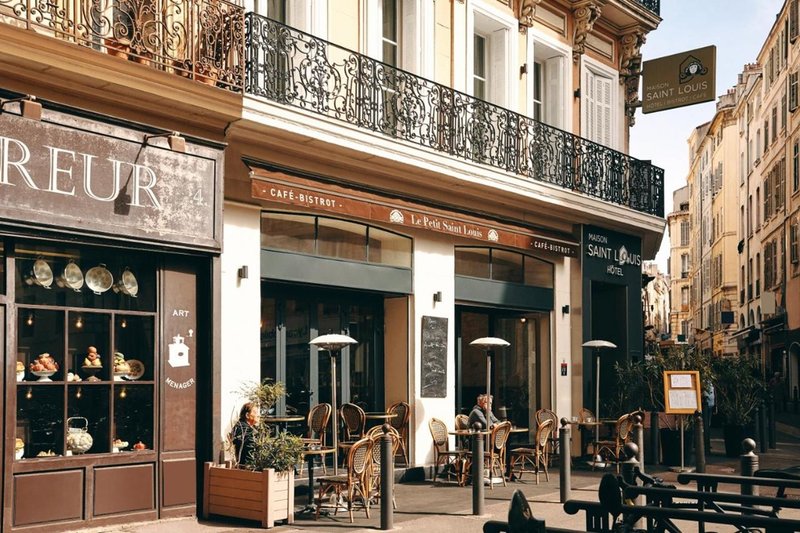 maison saint louis vieux port