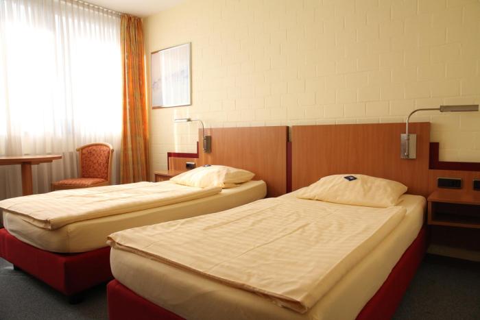 Rheinische Landesturnschule,Paffrather Str. 133,2 star
