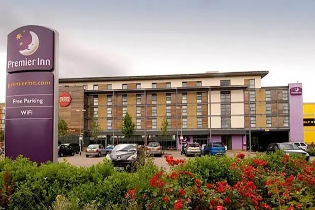 Premier Inn Watford (Croxley Green),Harrow>>Croydon,3 star