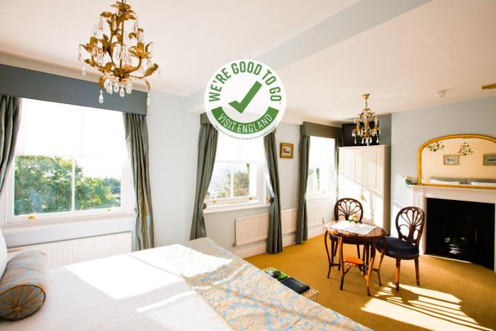 Pier View Self Catering Luxury Apartments,Southend-On-Sea>>Essex,4 star