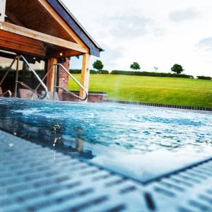 Moddershall Oaks Country Spa Retreat,Moddershall>>Fulford,5 star