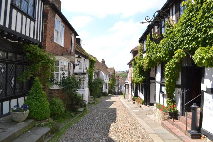 The Mermaid Inn,Eastbourne>>East Sussex,3 star