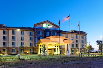holiday inn express hotel and suites fresno northwest herndon by ihg