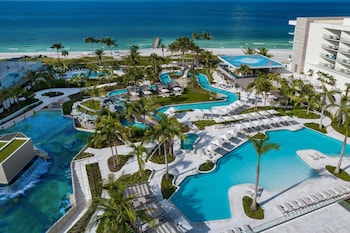 The St. Regis Longboat Key Resort,,5 star