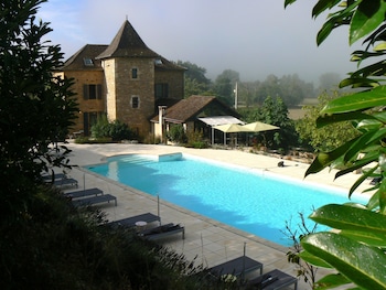 Hotel La Bastie D Urfe,Bessonies>>Aveyron,3 star