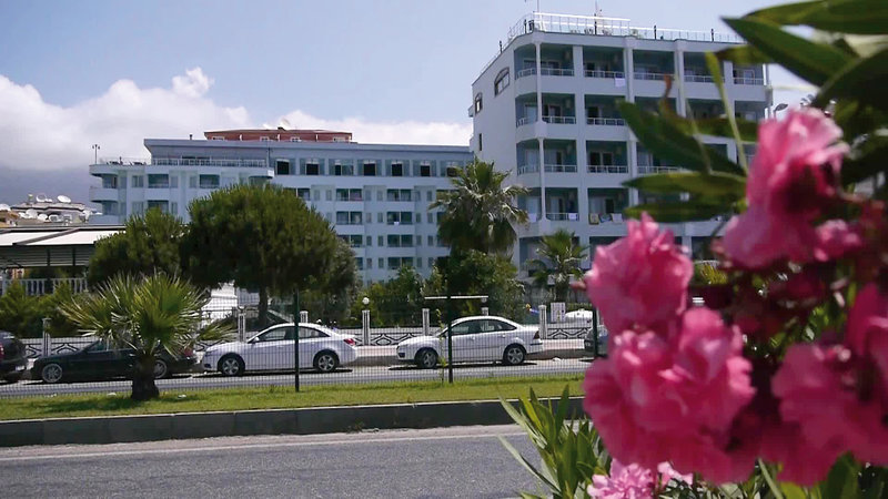 Senza Grand Santana Hotel,Near Mahmutlar Clock,4 star