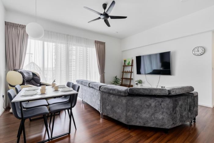 una serviced apartment by roam