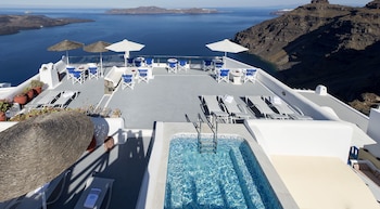 vallas apartments and villas