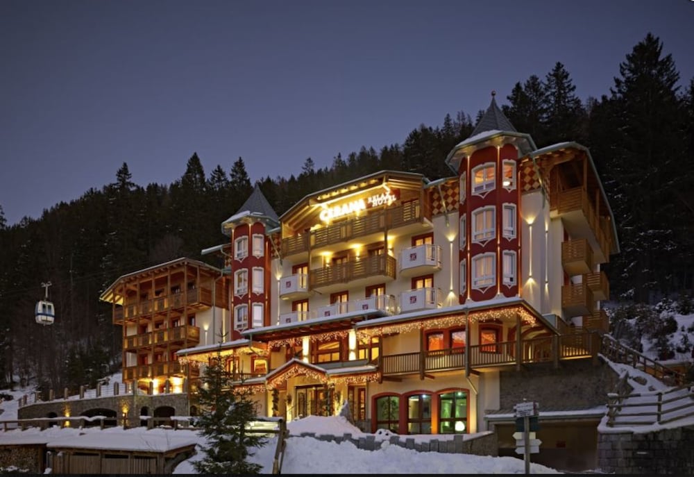 Cerana Relax Hotel,Carisolo>>Bolzano,5 star