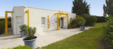 premiere classe avignon courtine