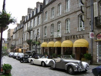 Balzac Hotel,In Fougeres (Centre Ville - Urbanistes),2 star