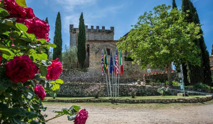 Castel Pietraio,Monteriggioni>>Chianti Region,4 star