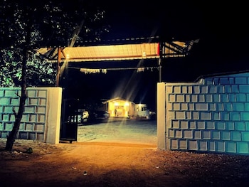 Pench Kulamama Safari Resort,Kohka,2 star