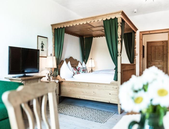 Salzburg Hotel Holznerwirt,Salzburg>>Eugendorf,4 star