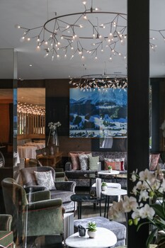 Hotel-Restaurant Valrose,Rougemont>>Gstaad,4 star
