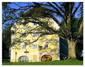 Haus Rufinus Am Kloster Seeon,Obing>>Amerang,3 star