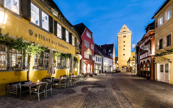 Hotel Zur Schwane,Near Wallfahrtskirche Maria Im Weingarten,4 star