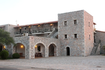 Kastro Maini,East Mani>>Areopoli,3 star