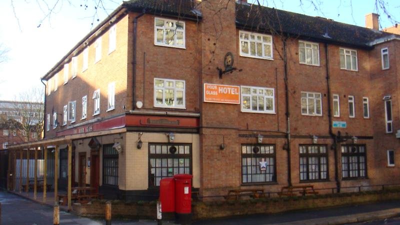 Hour Glass Hotel,Newington>>London,2 star