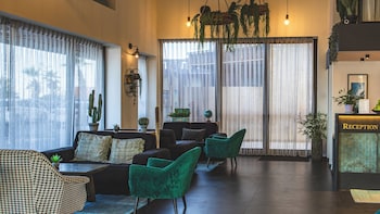 roxon sea sand bat yam