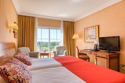 room-image