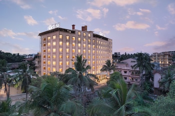 Fortune Select Candolim, Member ITC Hotels' Group,Candolim Beach-North Goa,5 star