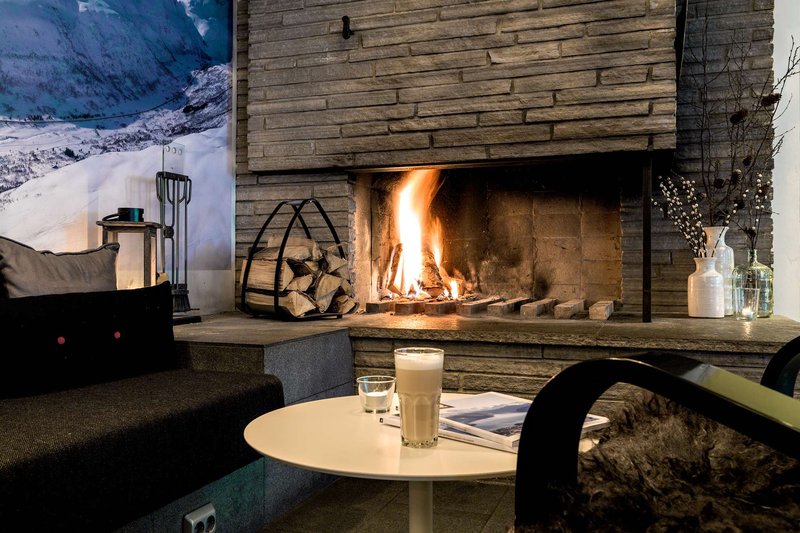 Stranda Hotel,Geiranger>>Alesund,3.5 star