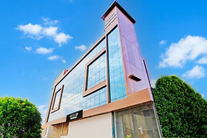 Hotel Singhania Premiere,Ge Road,3 star