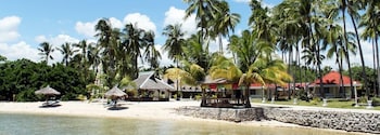 Whispering Palms Island Resort,Cebu>>Bacolod,3 star