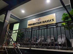 Perhentian Mama's,Fishing Village,3 star