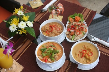 Palmview Resort,Kathu>>Karon Beach,2 star