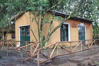Red Rocks Rwanda - Campsite & Guesthouse,,2 star