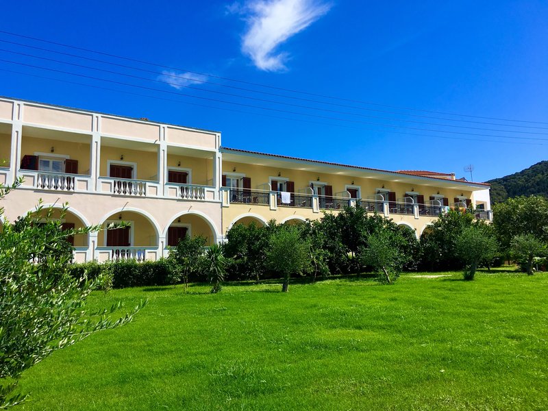 Hotel Palmyra,Argassi Beach>>Argassi,3 star