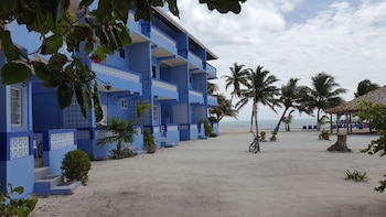 Anchorage Beach Resort,Belize City>>Belize,3 star