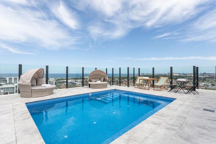 Kula Wollongong,,3.5 star