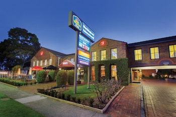 Buckingham Apartment,,3 star