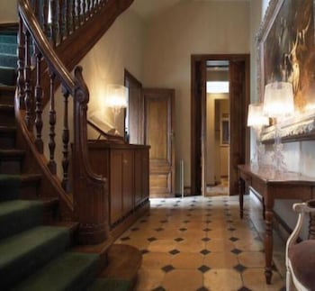 Chateau Beersel Gf Masio,,3 star