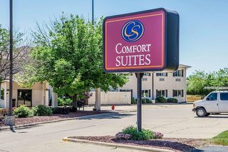 comfort suites peoria i 74
