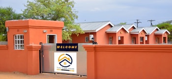 Tudu Guest House,,3 star
