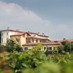 Borgo Santa Giulia,Colombaro>>Brescia,2 star