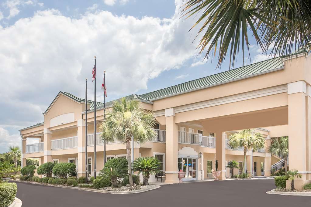 Baymont By Wyndham Crestview,Florida>>Crestview,3 star