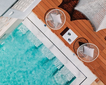 eliza hotel by panel hospitality