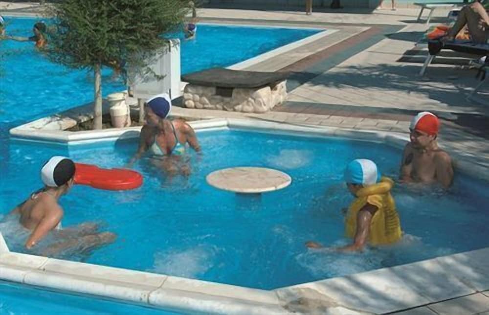 Villaggio Verde Cupra,Ascoli Piceno>>Ancona,3 star