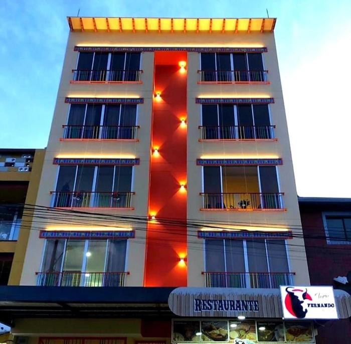 apartamentos avenida del malecon frente al lago guatape