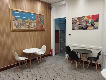 Richmond Down Town,,3 star