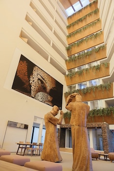 leiro residences