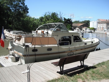 Une Nuit À Bord,,0 star