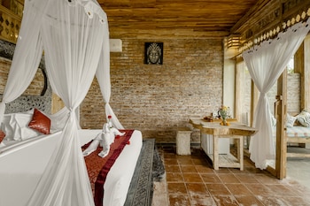 Joglo Organik Guesthouse,,3 star