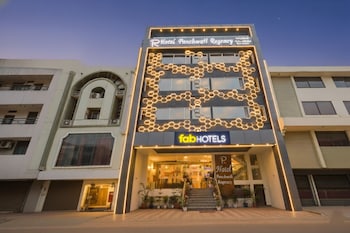 Fabhotel Prime Panchwati Regency,,3 star